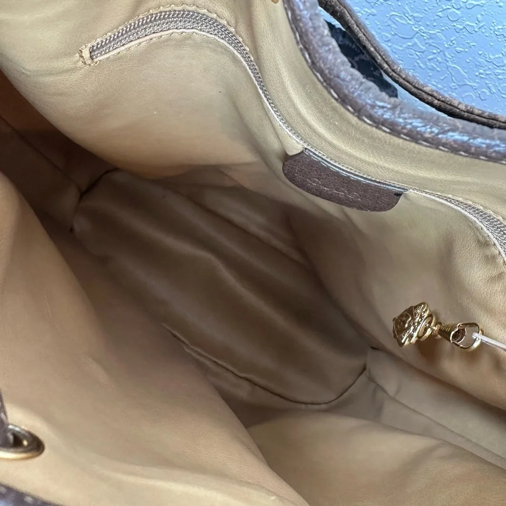 Auth Gucci GG Supreme PVC x Leather Beige Drawstring Shoulder Bag